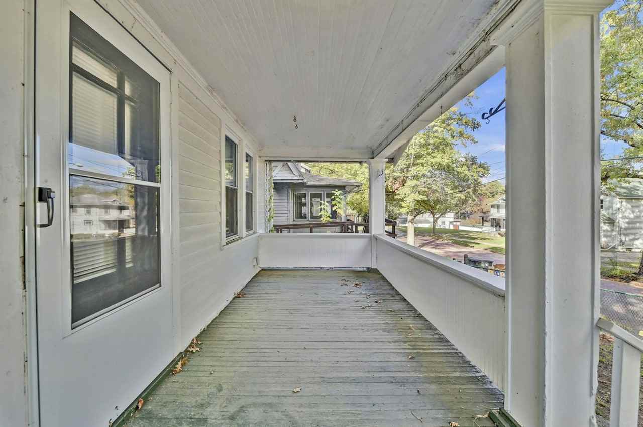 1148 La Croix Avenue - Photo 3 of 27