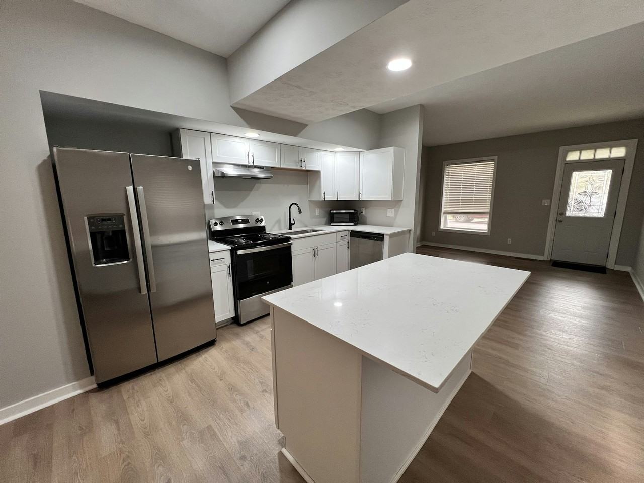 16 Clay Street - Photo 2 of 7