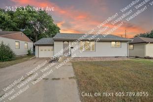 2512 S Lyndale Ave - Photo 1 of 1