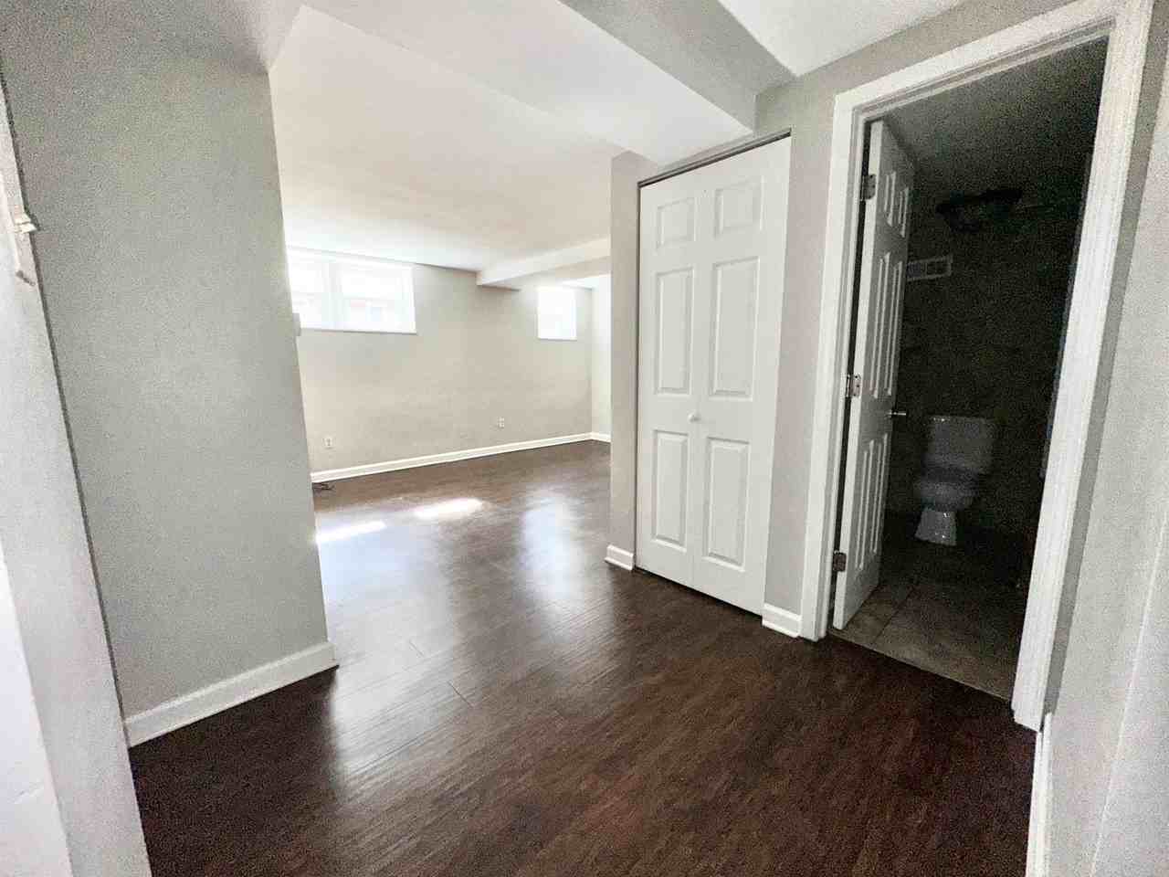 DELAFIELD-115 -- 208 - Photo 6 of 9