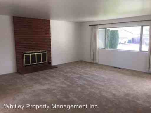 1485 MacDonald St - Photo 3 of 16