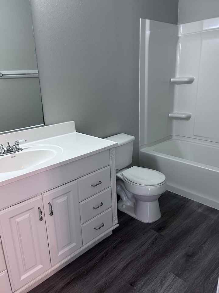 McIntyre Apartments - Photo 5 of 47