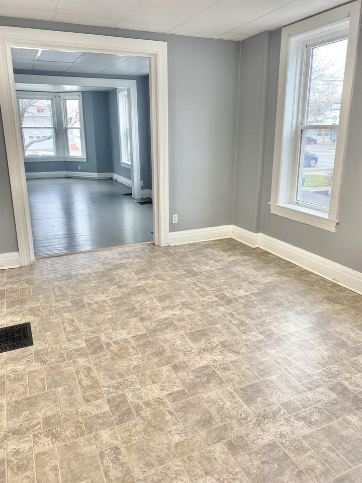 911 State Street - Photo 6 of 18