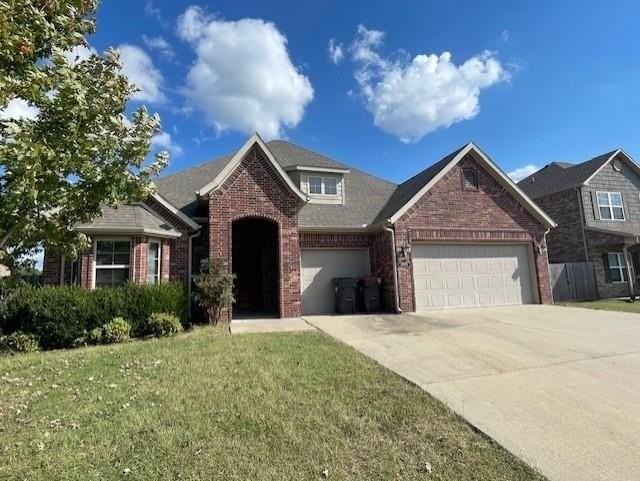 3895 Baltic St - Photo 2 of 27