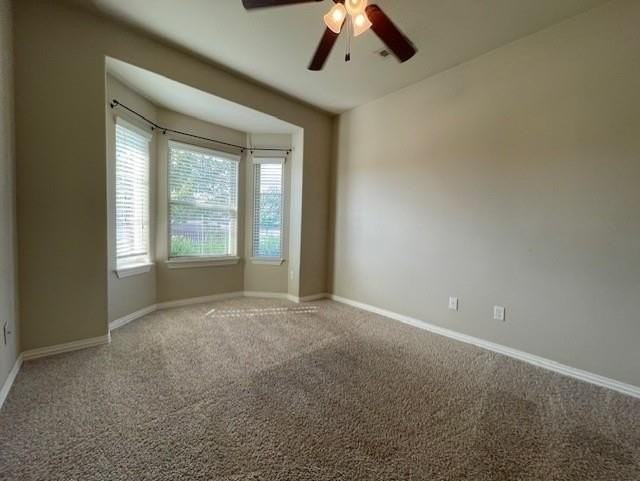 3895 Baltic St - Photo 4 of 27