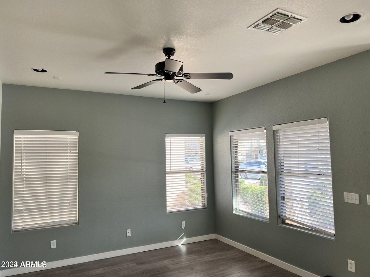 3943 E Jasper Dr - Photo 3 of 22