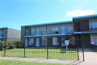 3249 S Staples St Apt 8 #8 - Photo 1 of 1