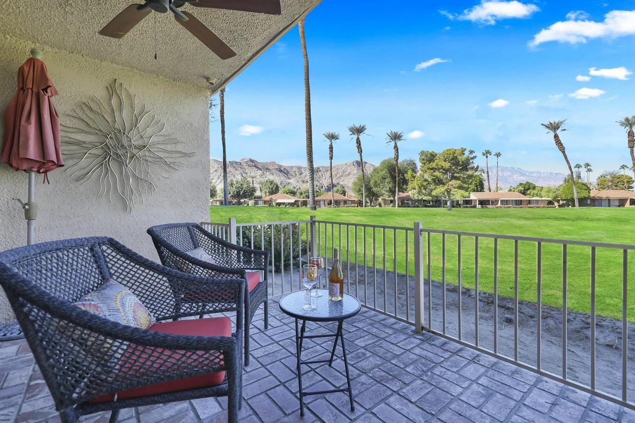 48 Palma Drive - Photo 2 of 50