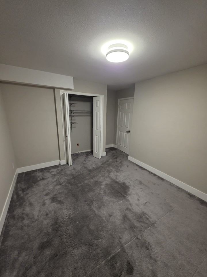 23016 Cliff Ave #1 - Photo 2 of 18