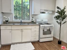 2209 S Ridgeley Dr - Photo 1 of 1