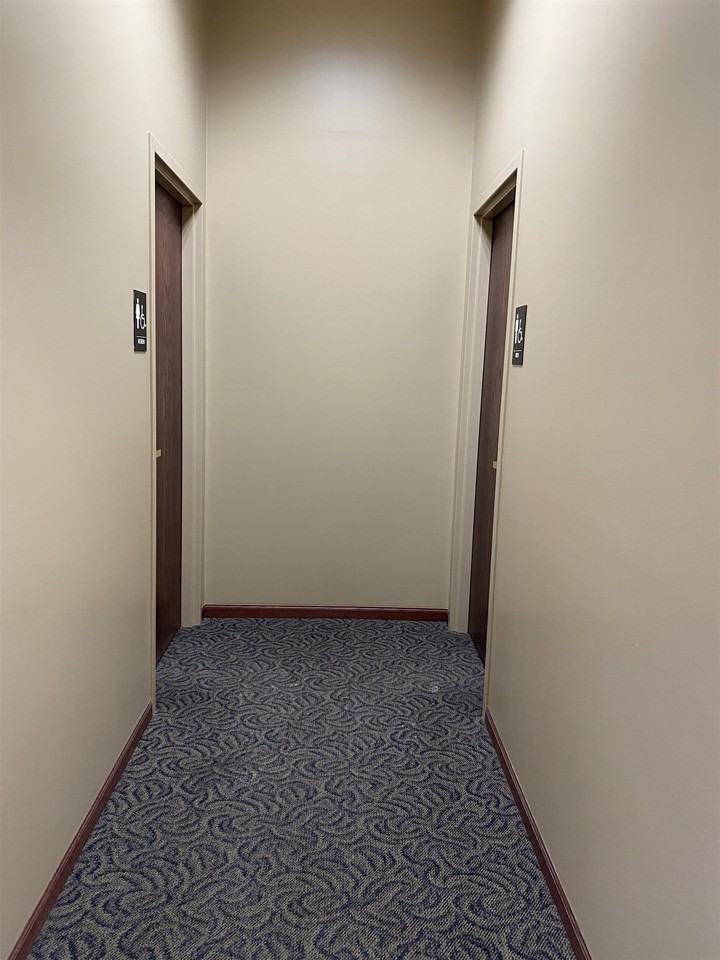 300 Main St #40 - Photo 7 of 8