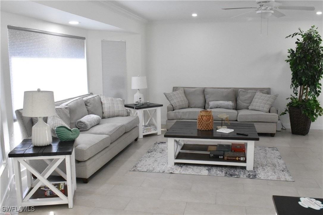 4135 Coronado Pkwy - Photo 6 of 42