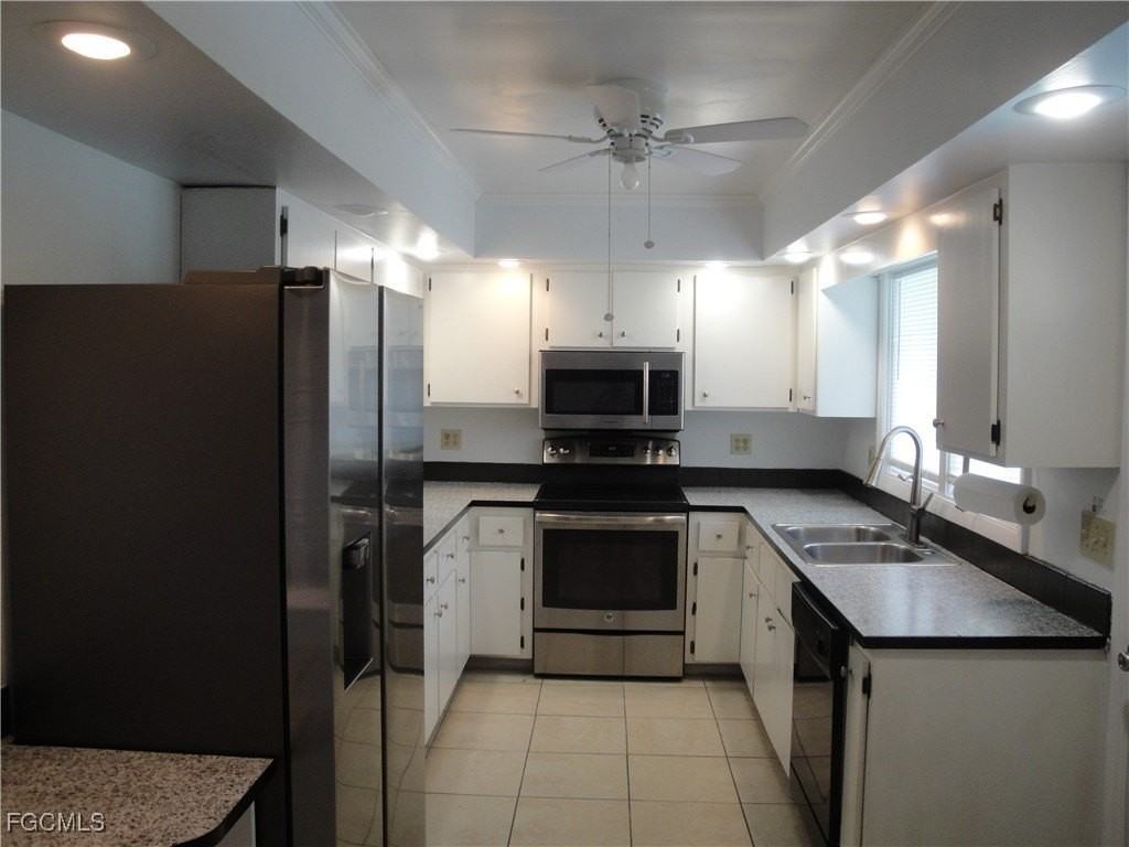 620 Robert Ave - Photo 5 of 18