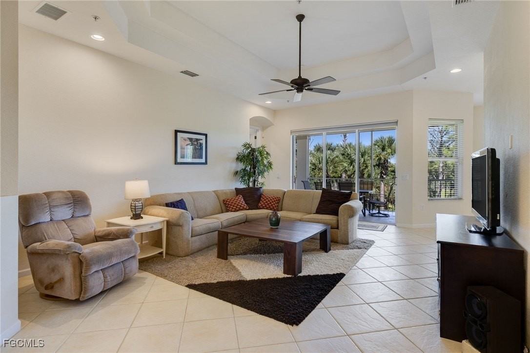 17477 Old Harmony Dr Apt 202 #202 - Photo 6 of 23