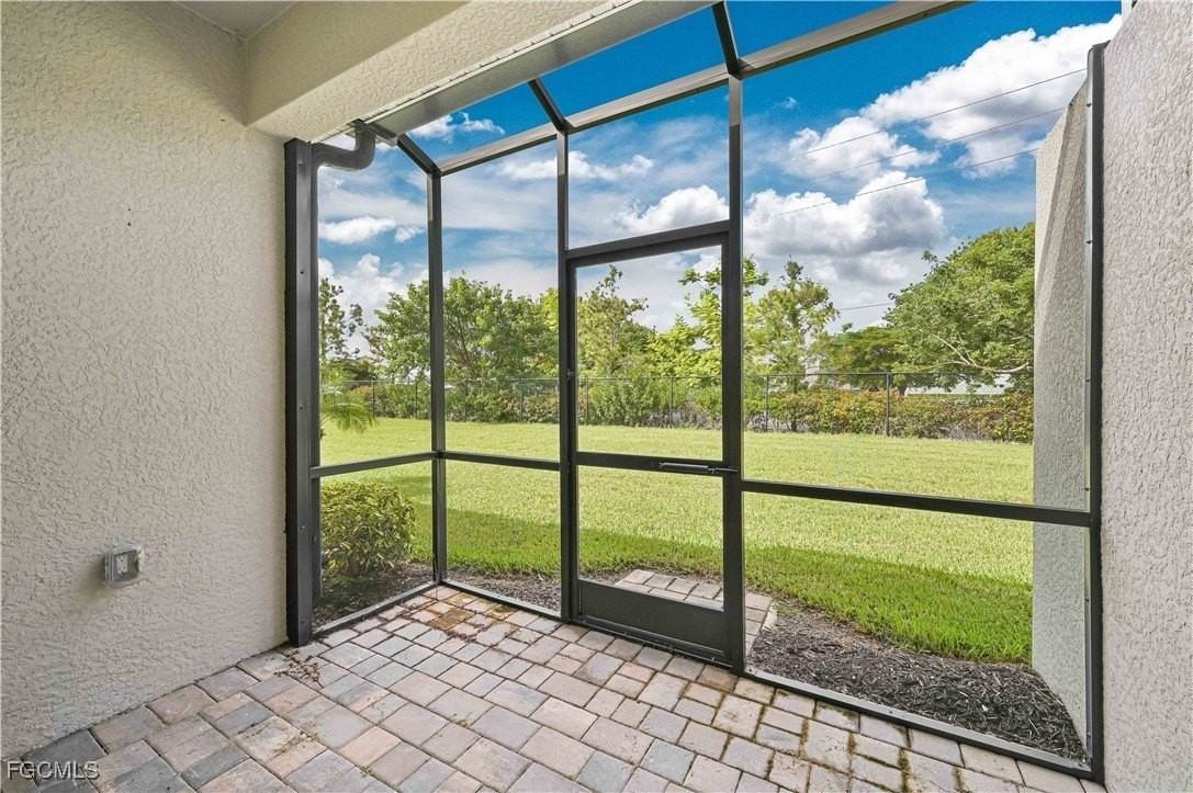 4316 Lemongrass Dr - Photo 3 of 21