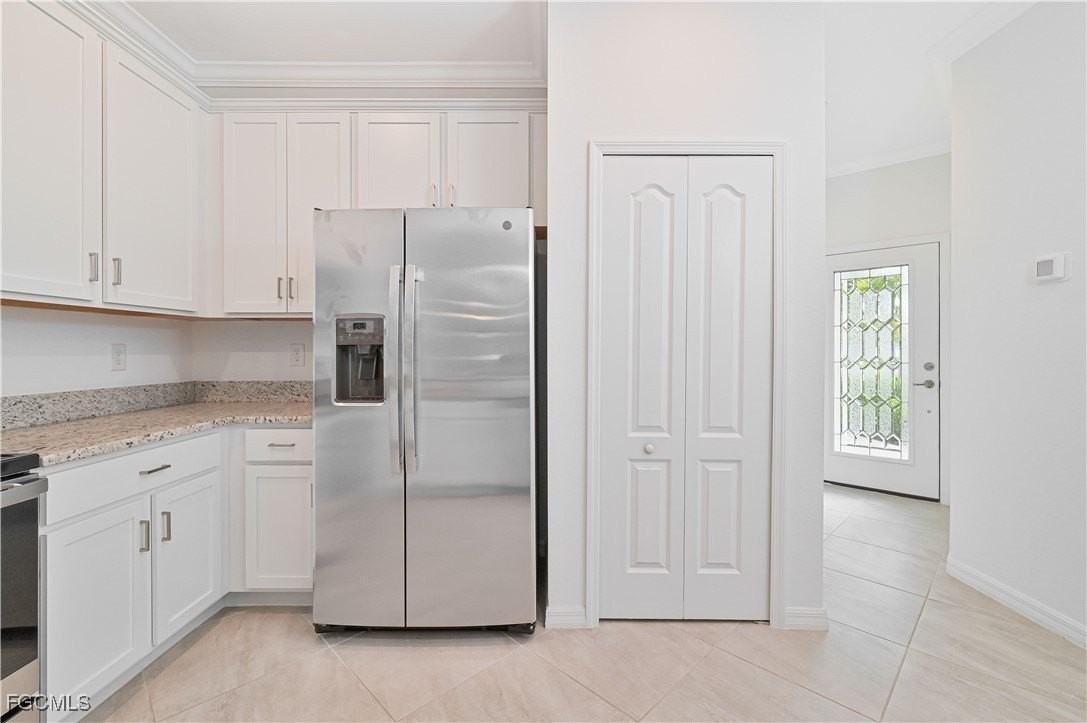 4316 Lemongrass Dr - Photo 5 of 21