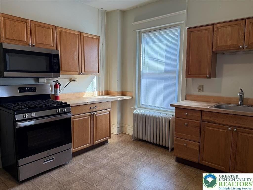 1629 W Broad St #2ndFL - Photo 2 of 12