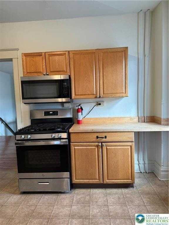 1629 W Broad St #2ndFL - Photo 4 of 12