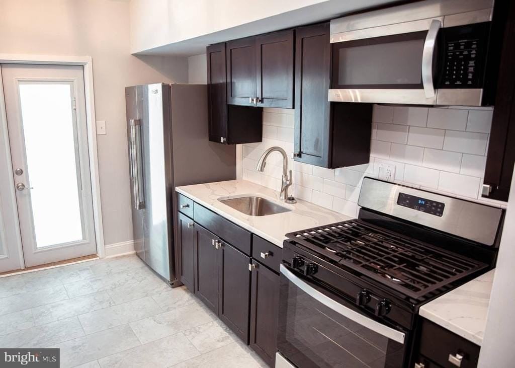 345 Fitzgerald Street - Photo 6 of 16