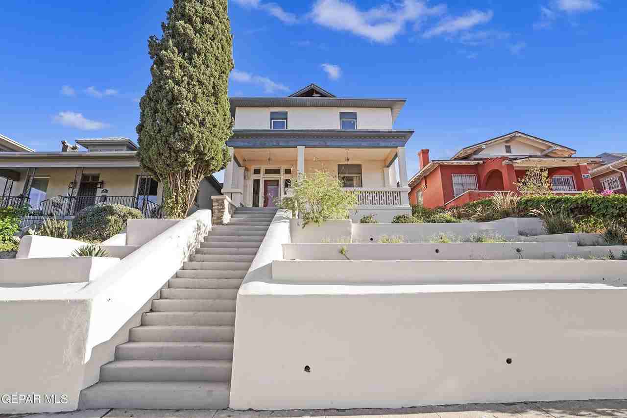 711 Upson Dr - Photo 2 of 33