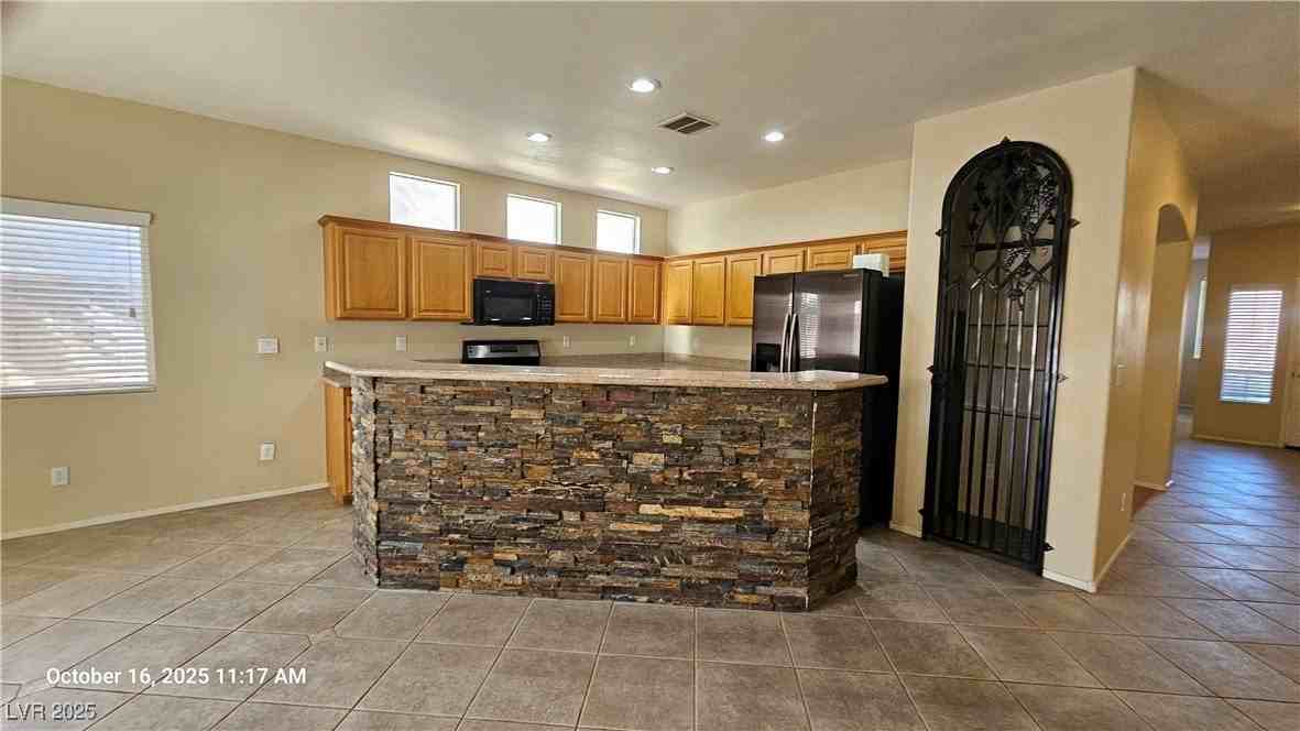 4449 Verdiccio Ave - Photo 5 of 24