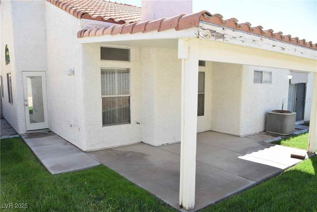 5453 Desert Valley Drive - Photo 7 of 38