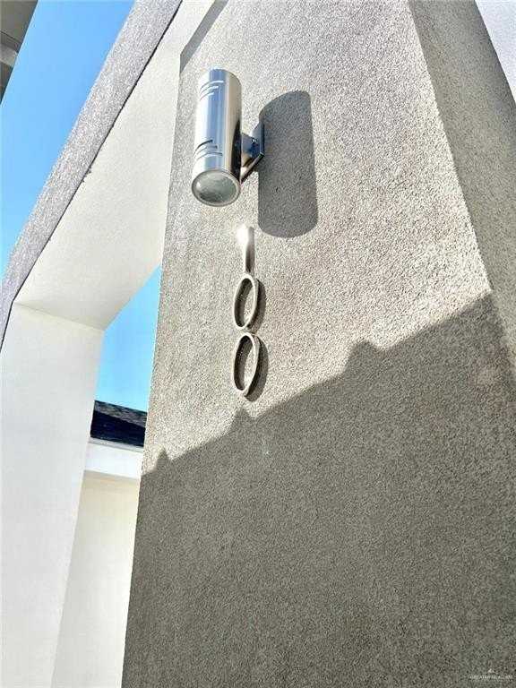 100 Lauryn Dr #3 - Photo 2 of 19