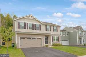 featured image of 32 Tilia Dr