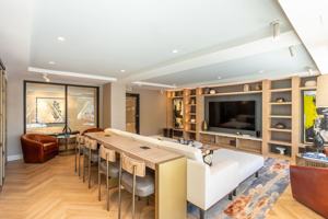 featured image of 1440 Beacon St