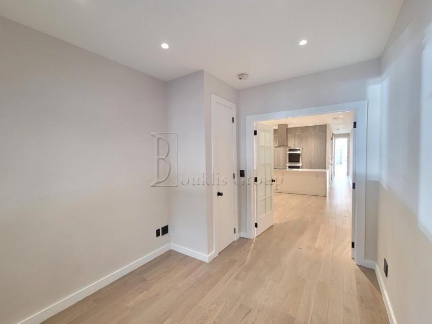 2564 38th St - Photo 7 of 10