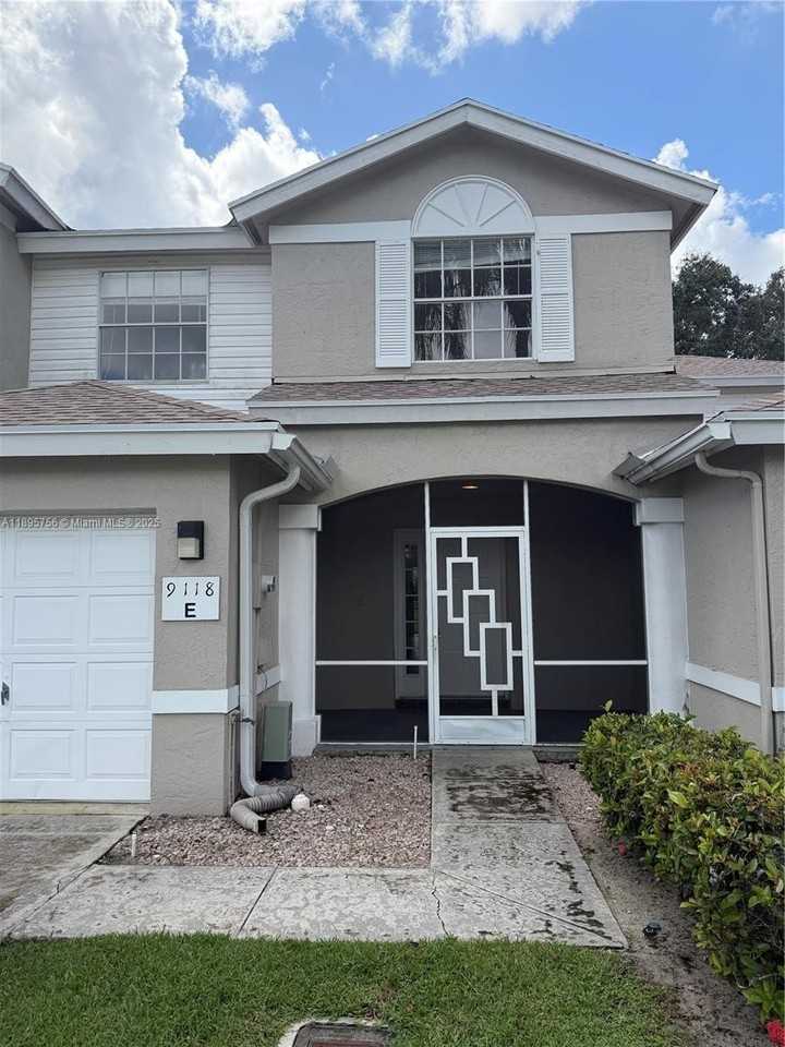 9118 Boca Gardens Parkway #E - Photo 2 of 12