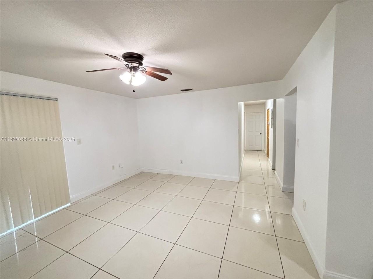 12 S Andros Rd - Photo 4 of 34