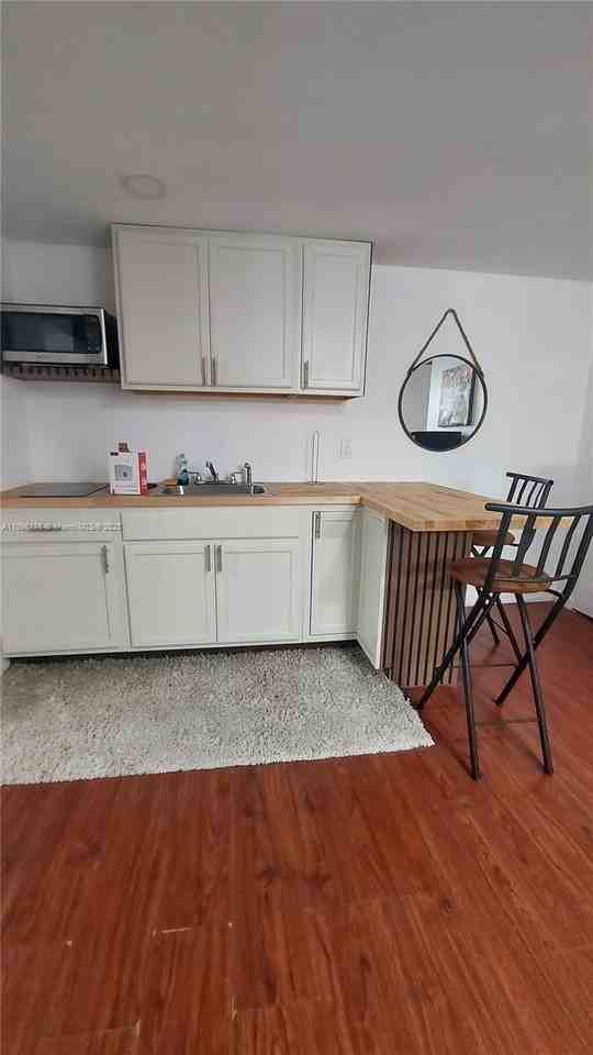 825 825 SE Brickell Bay Dr #443 - Photo 7 of 26