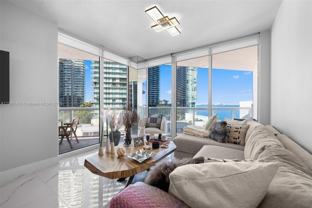 480 Ne 30th St #904 - Photo 1 of 1