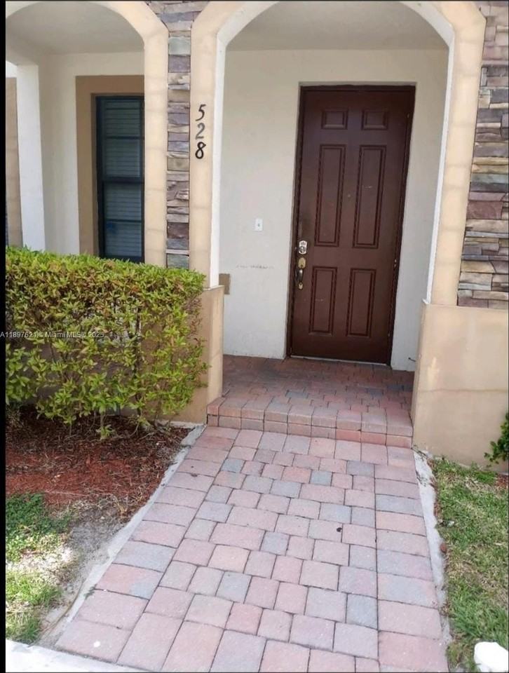 528 Se 32nd Ave #528