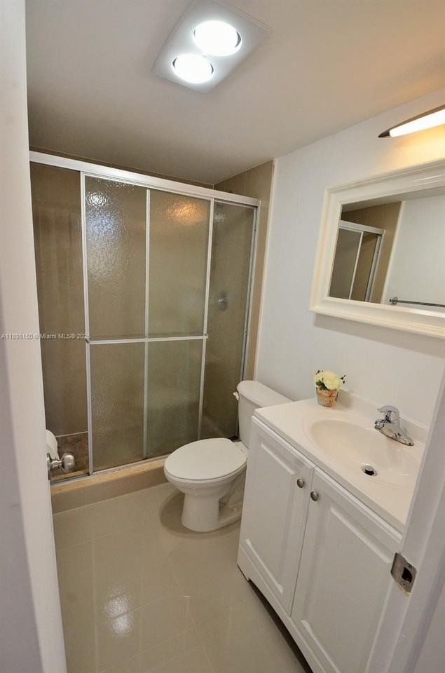 9949 Sandalfoot Boulevard #521 - Photo 6 of 7