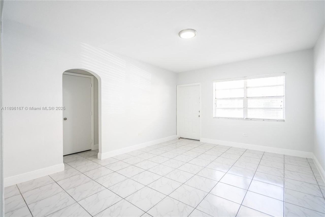 430 81st St #2 - Photo 2 of 15