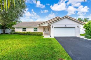 21043 Escondido Way N - Photo 1 of 1