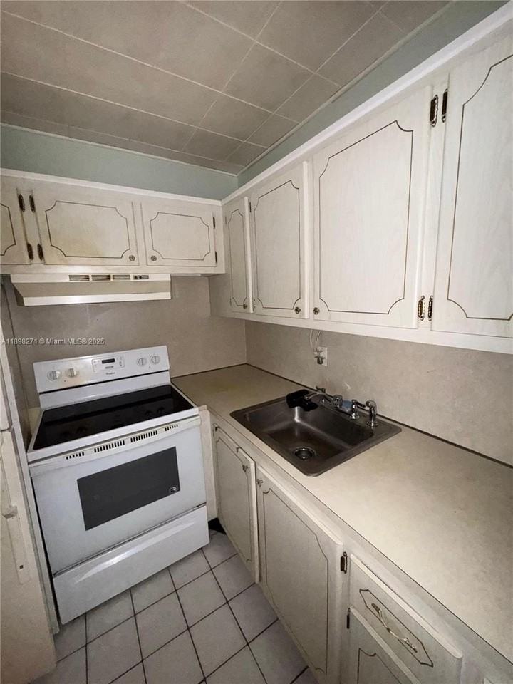 211 Coventry I #211 - Photo 7 of 16