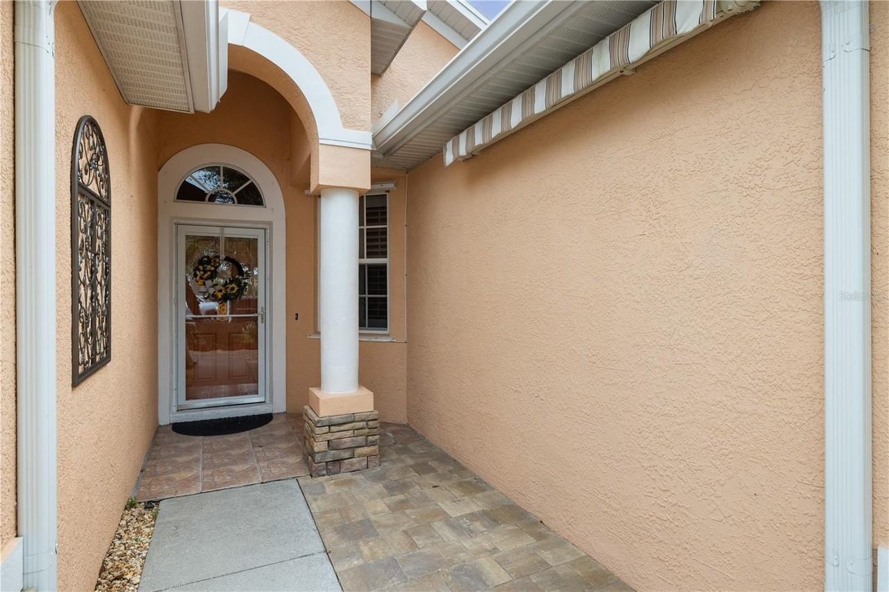 1775 Scarlett Ave - Photo 4 of 44