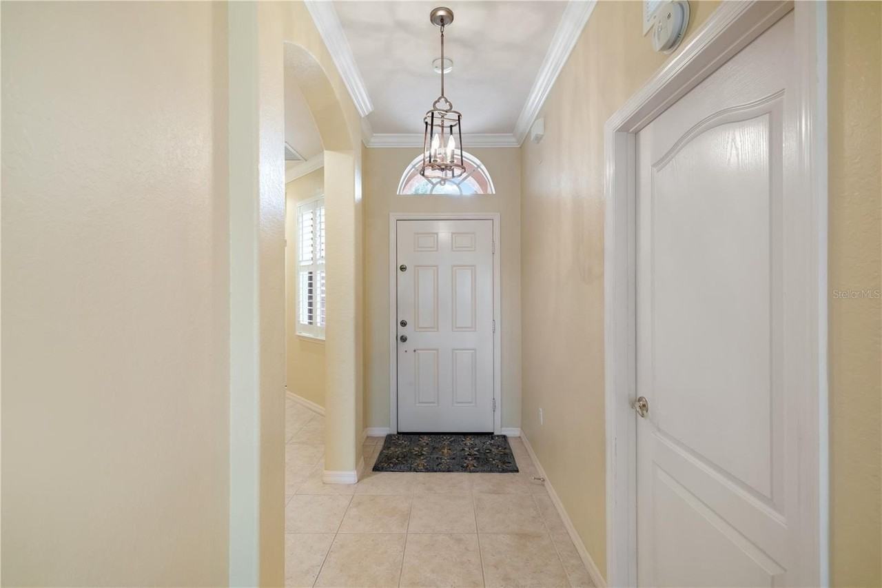 1775 Scarlett Ave - Photo 5 of 44