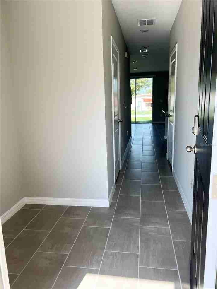 5844 Ocean Isle Dr - Photo 6 of 39