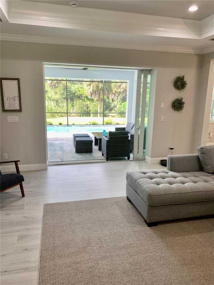 2129 Lorrain Drive - Photo 7 of 46