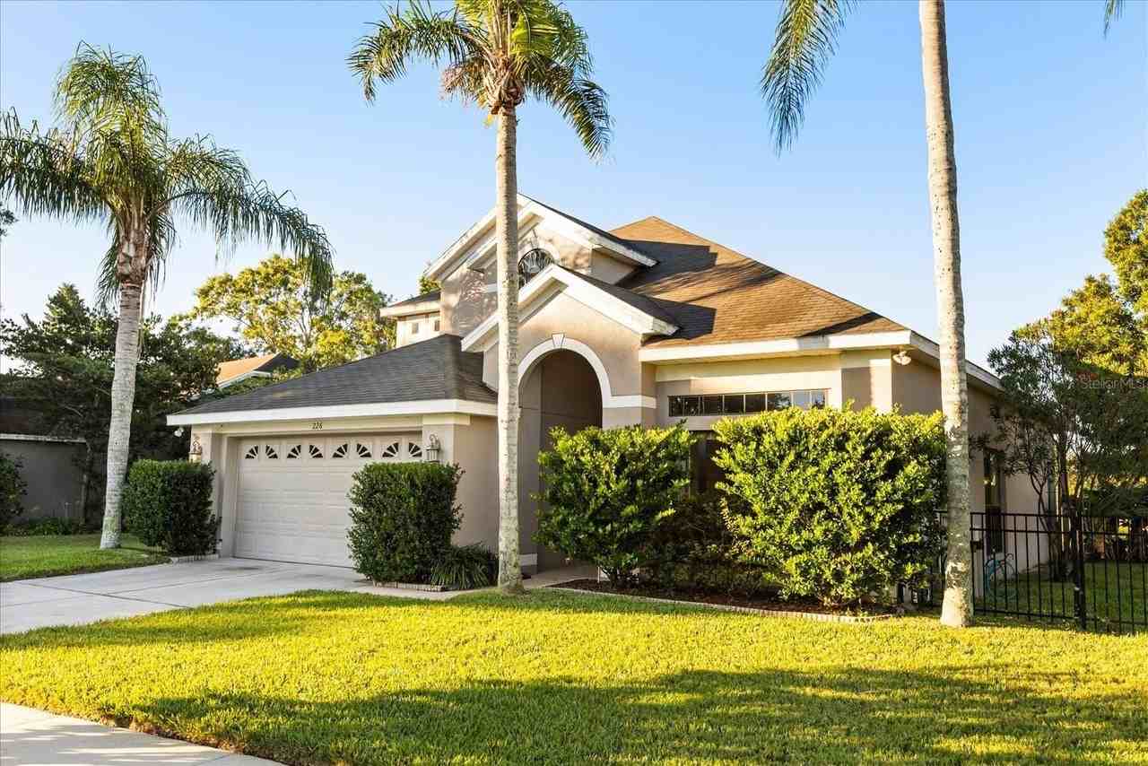 226 Brightview Dr - Photo 2 of 39