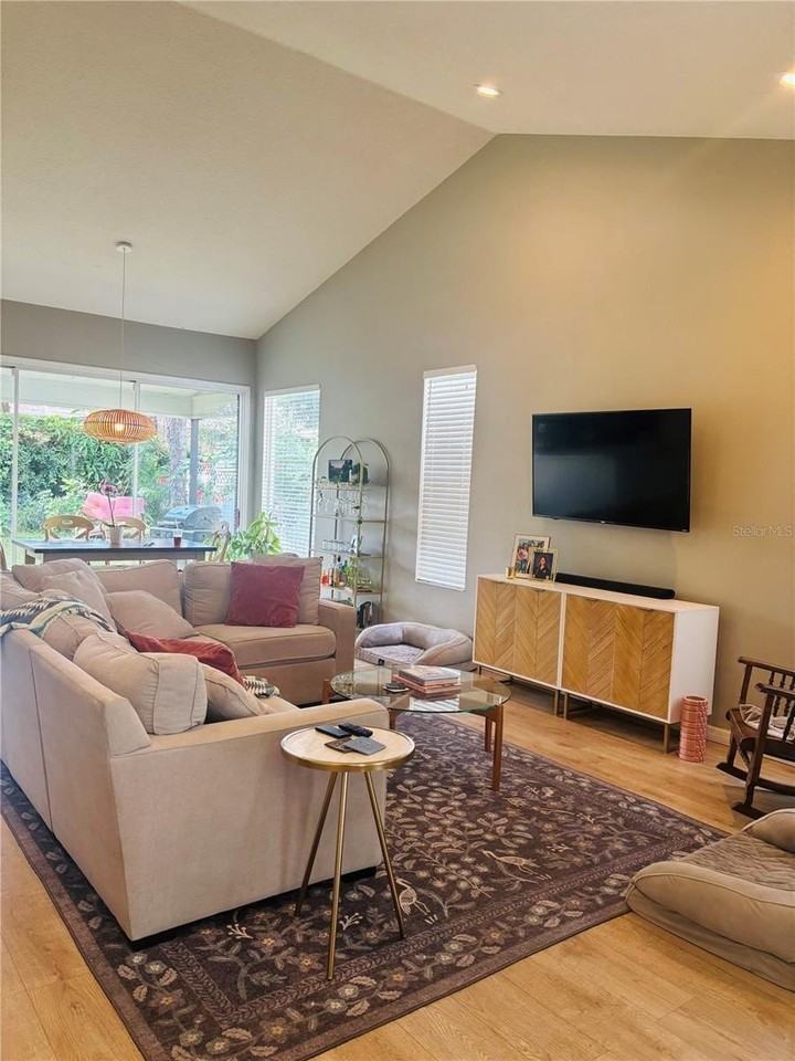 17629 Esprit Dr - Photo 2 of 24