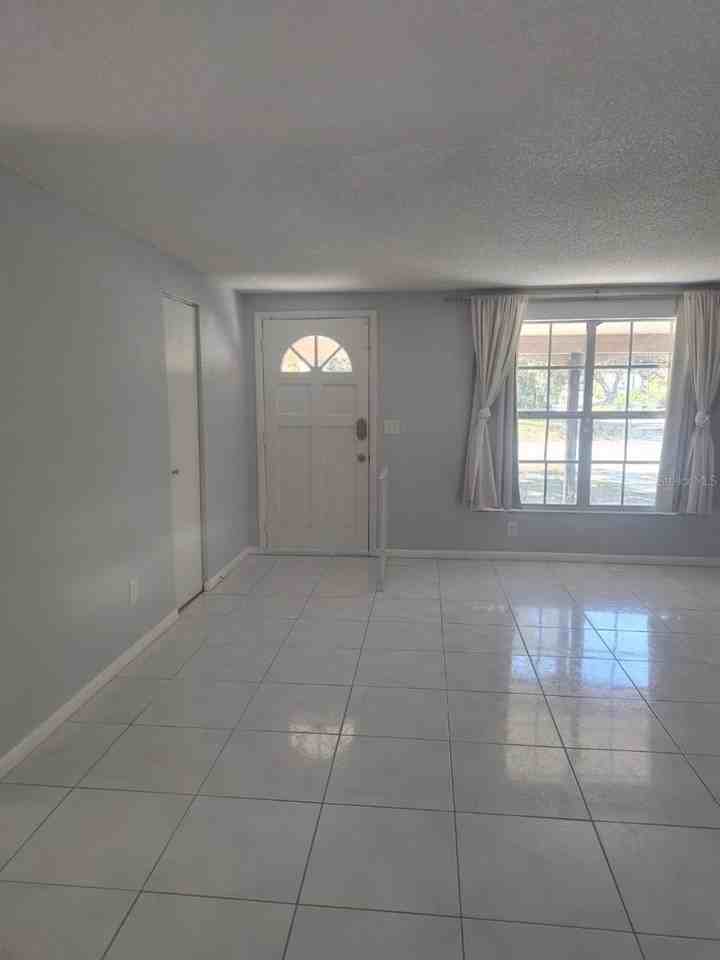 901 Peninsula Rd - Photo 7 of 32