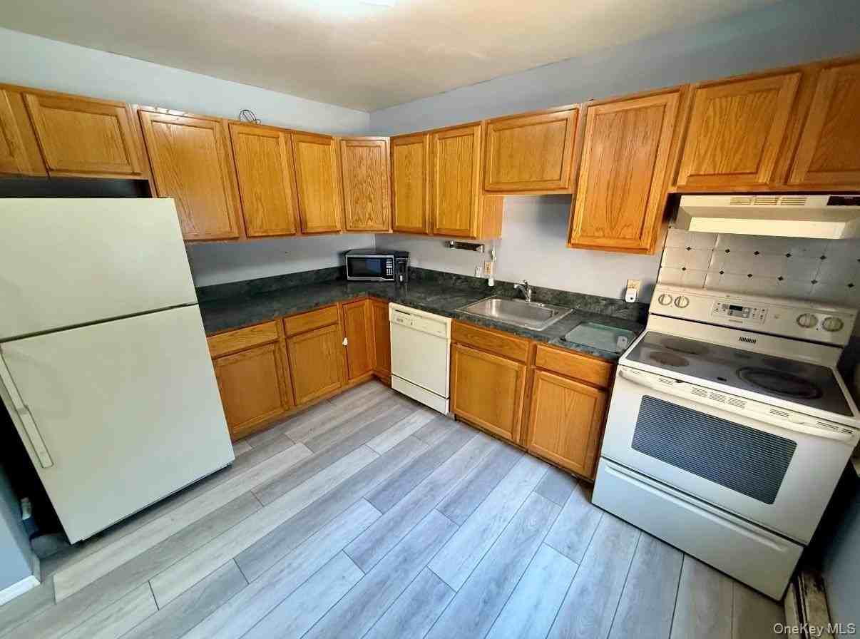 180 Avenue B #2 - Photo 7 of 10