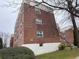 11 Schenck Ave #2G - Photo 1 of 1