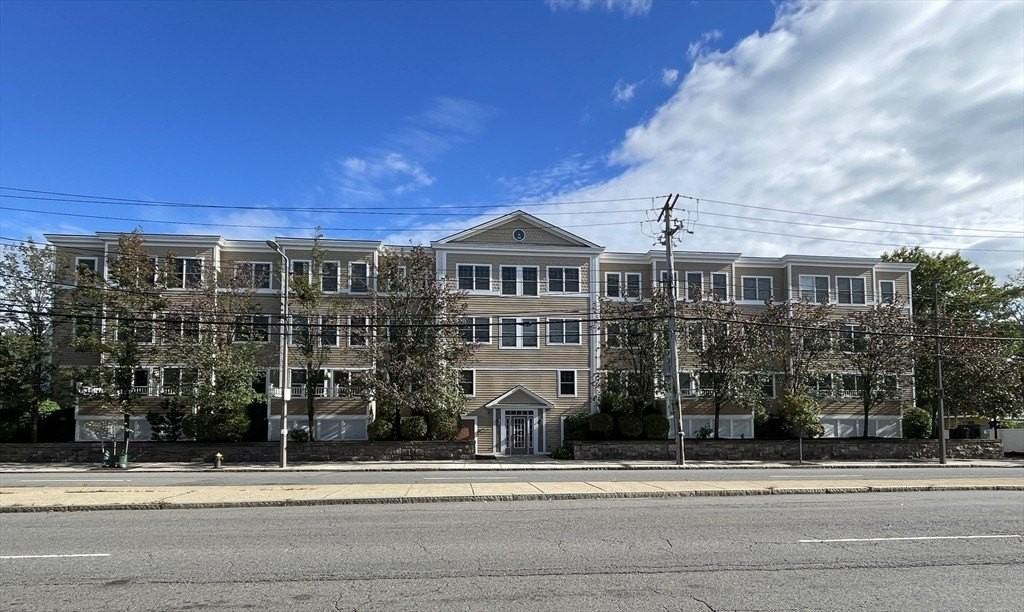 5170 Washington Street #3