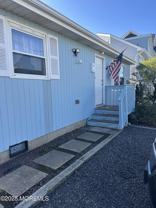 559 Tarpon Ave - Photo 1 of 1
